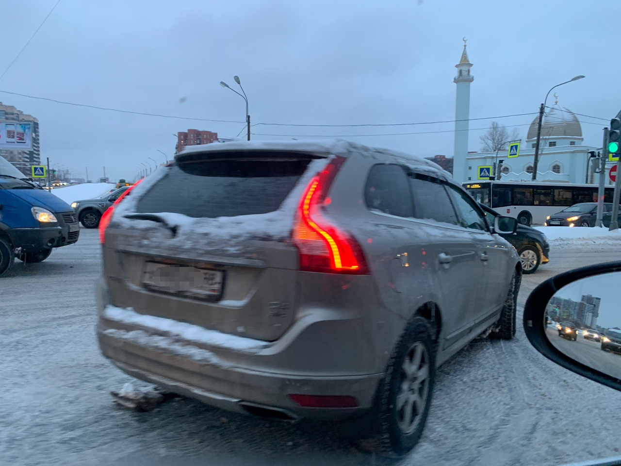 ДТП на перекрёстке Парашютной и Сизова
